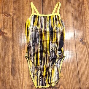Speedo Endurance Yellow And Black One Piece Swim Suit Size 6